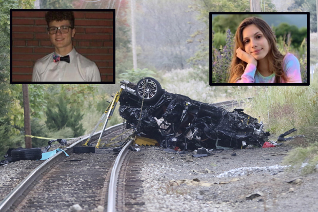 ТИНЕЈЏЕРИ СА БАЛКАНА СТРАДАЛИ У ЊУЈОРКУ: Аутомобил прелетео преко надвожњака, срушио се на пругу, па запалио (ФОТО/ВИДЕО)